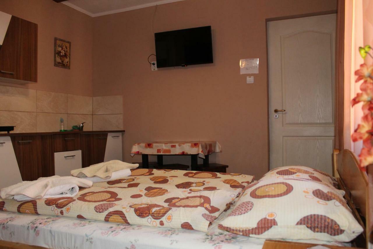 פרייד Kovacs Guesthouse מראה חיצוני תמונה